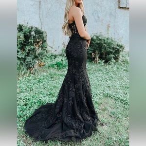 Lace prom dresses